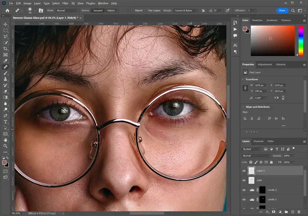How to remove glare form the glasses in photoshop